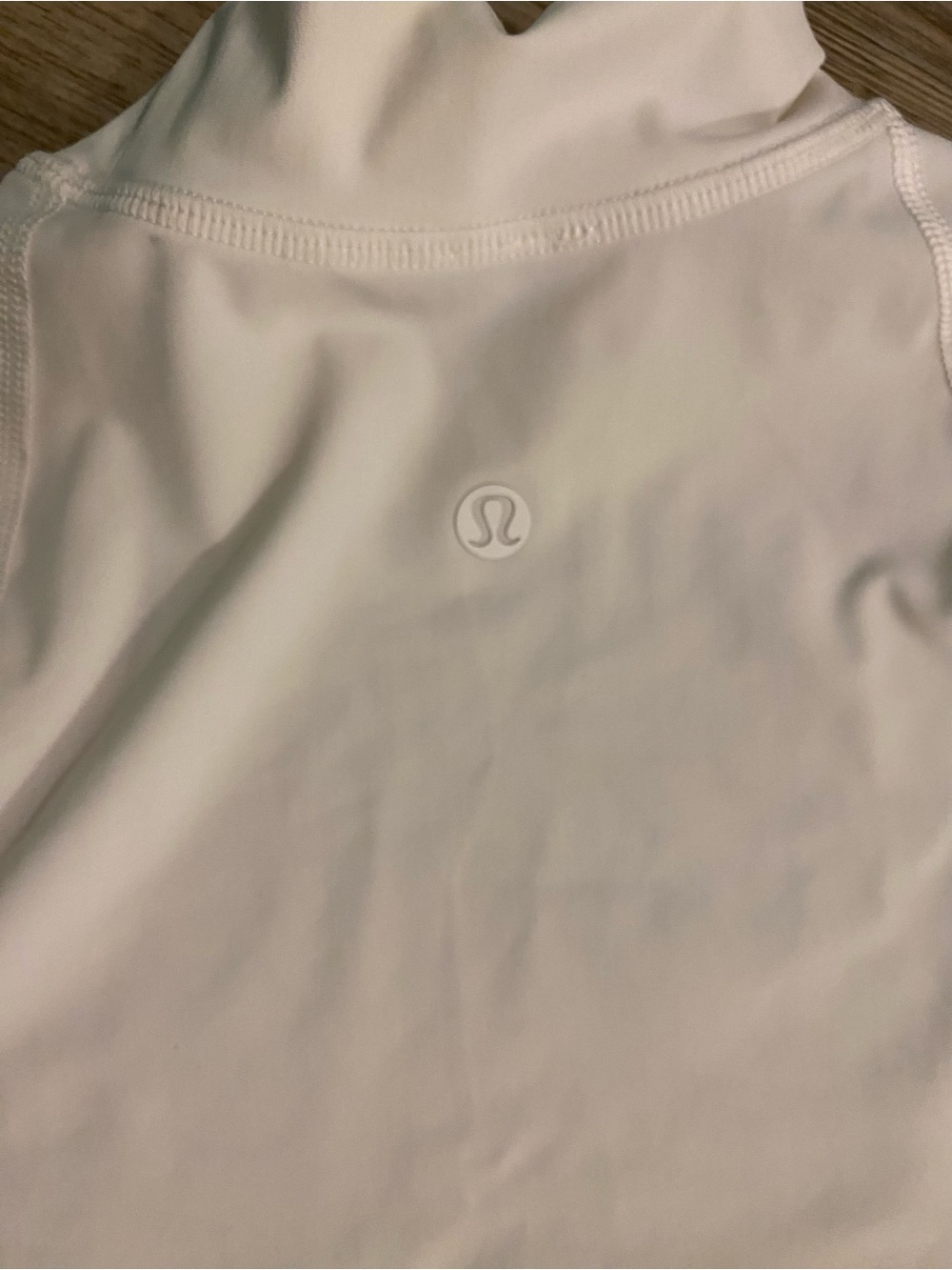 🍋 Lululemon Deep End Rashguard - Picture 5 of 5